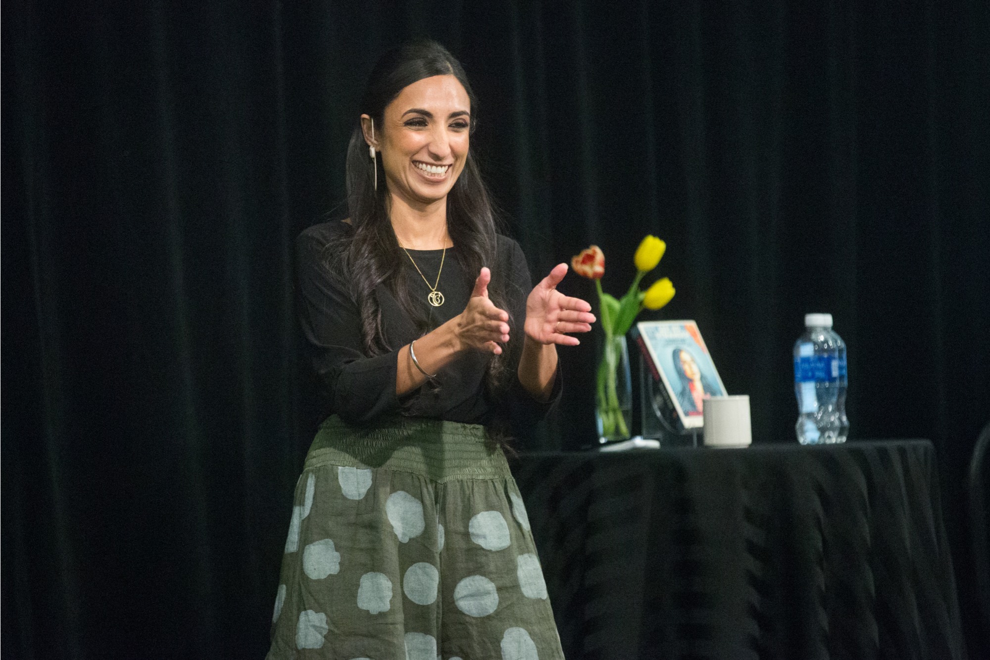 Valeria greeting audience